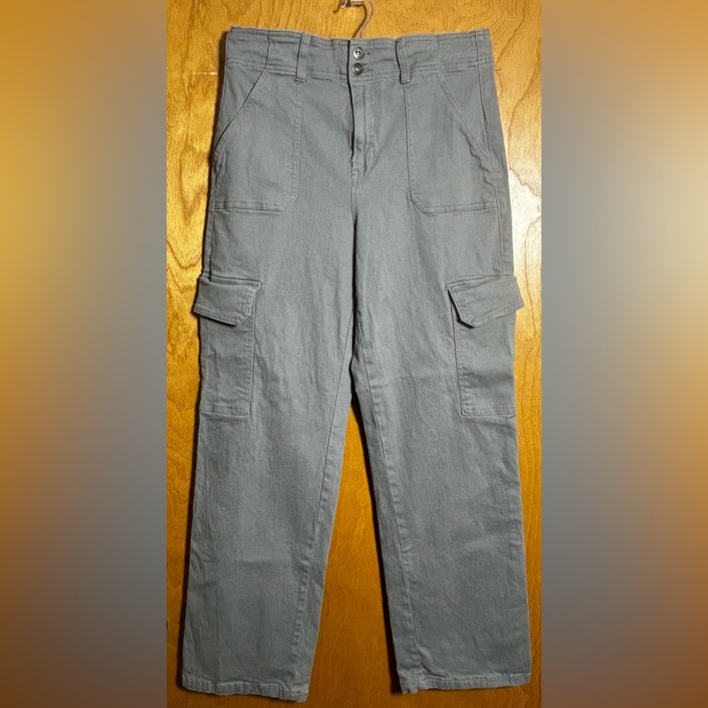 RE Generation By Celebrity Pink Women's Green Cargo Pants